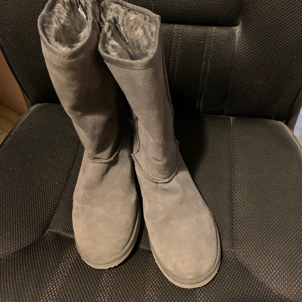 Old Navy leather boots
